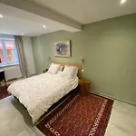 De Charme Dans Un Monument Historique Daté De 1544, Au Centre De Appartement *