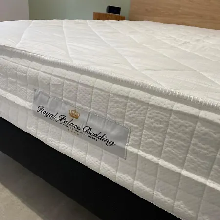 De Charme Dans Un Monument Historique Date De 1544, Au Centre De アパート *