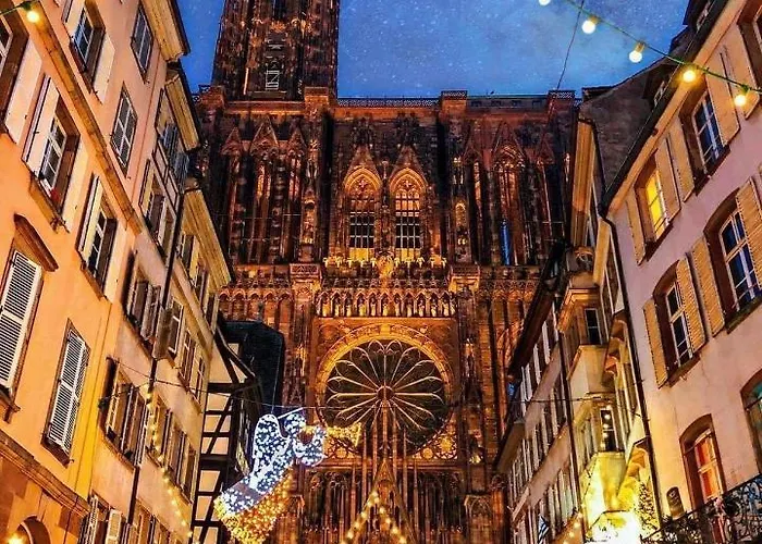 De Charme Dans Un Monument Historique Date De 1544, Au Centre De شقة *